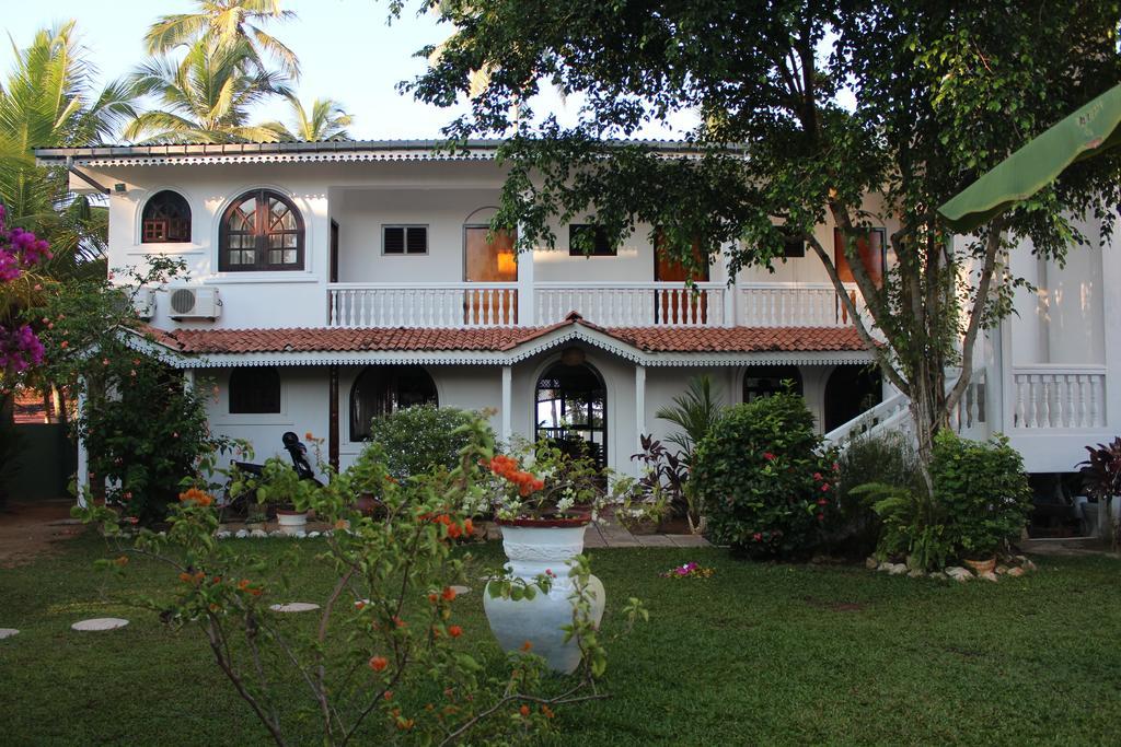 Hotel Hideaway Hikkaduwa Extérieur photo